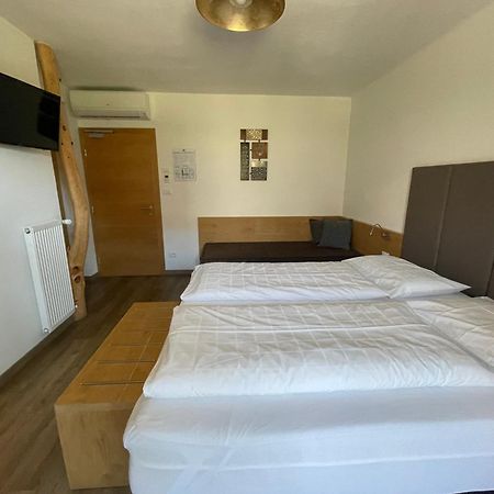 Guesthouse Dolomiten Egna Exterior photo